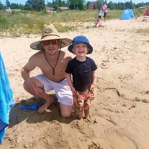 Meet your Posher, Eric